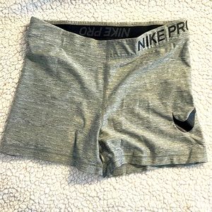 COPY - Nike pro grey spandex - size medium